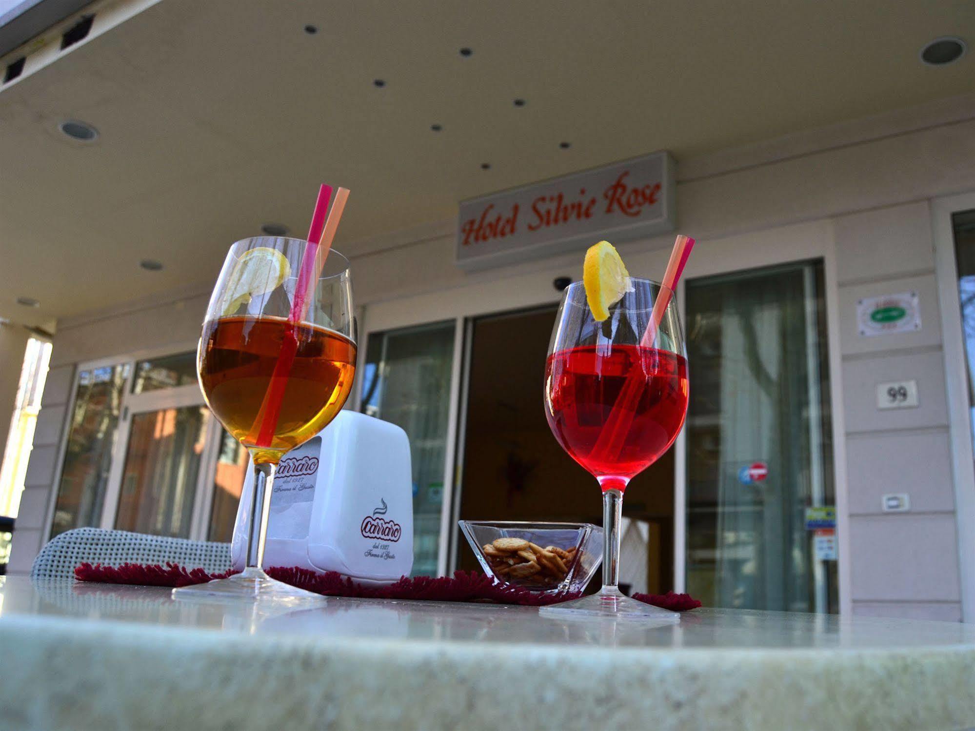 Villa Silvie Rose 체제나티코 외부 사진
