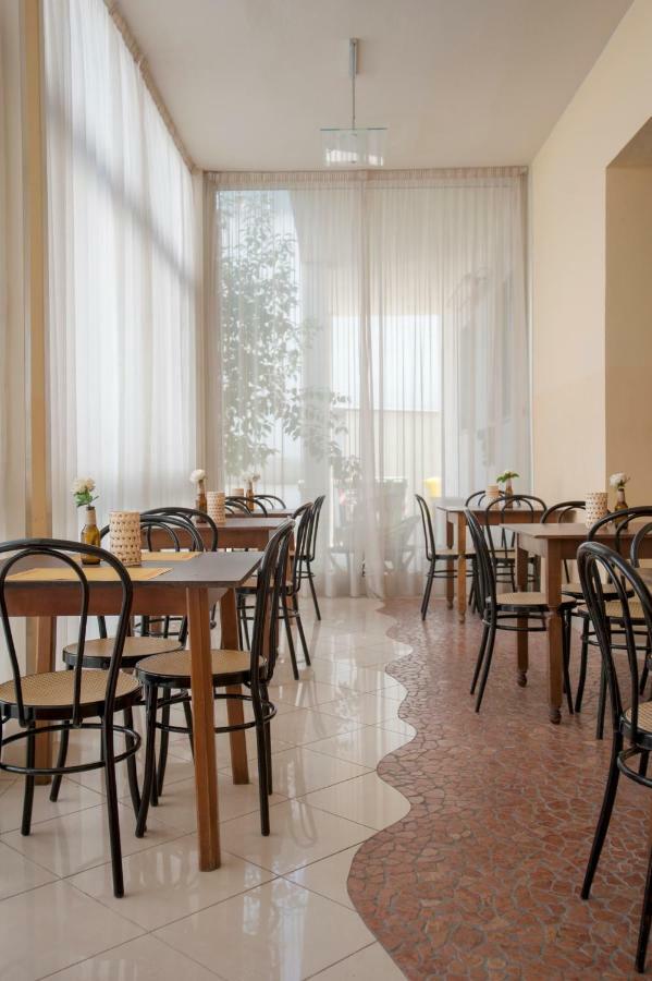 Villa Silvie Rose 체제나티코 외부 사진